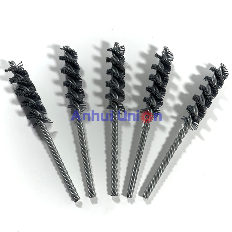 Industrial Twisted In Wire Cleaning Tube Brush Manufacturer & Supplier
