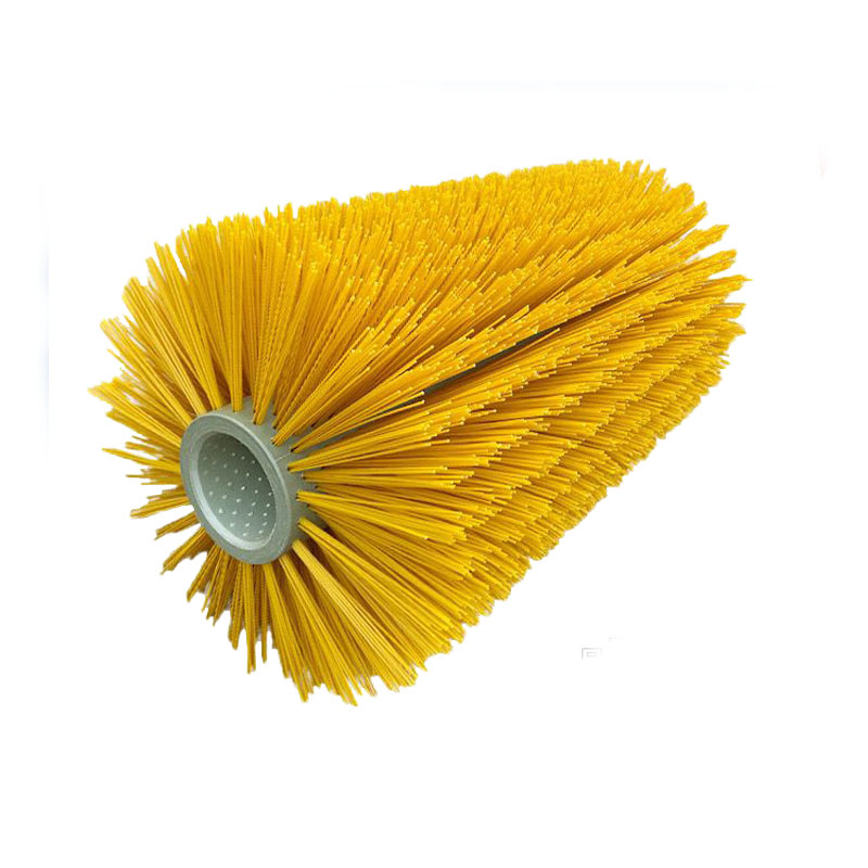 Cattle cleaning brush